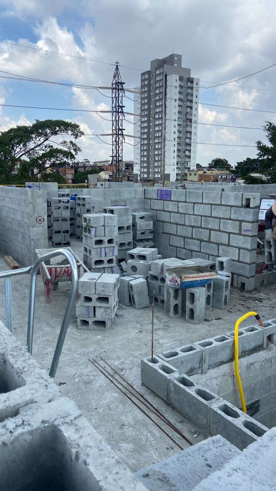 Obra em andamento